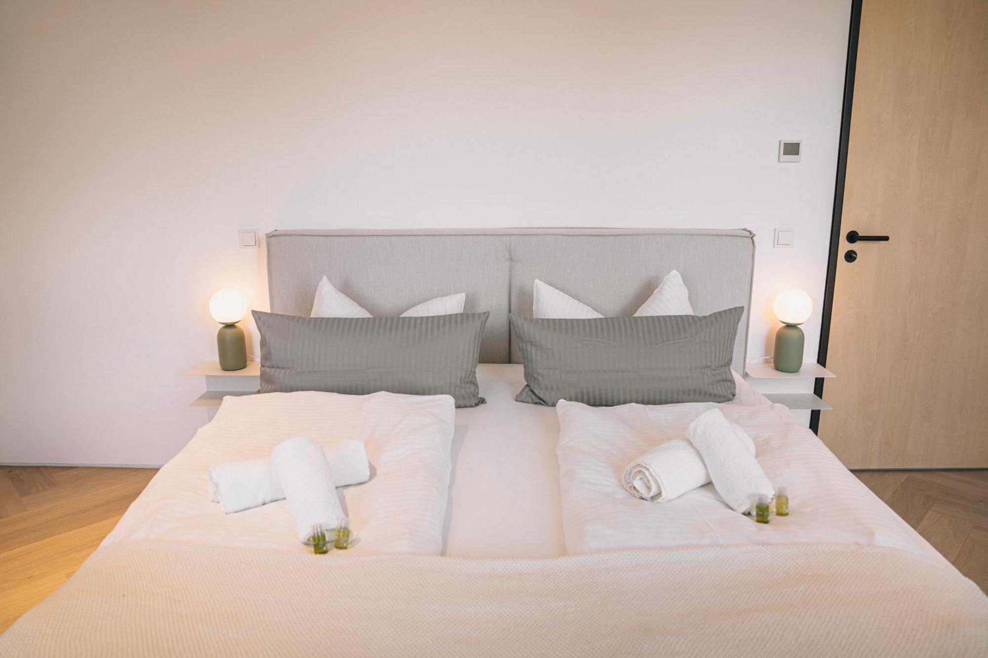 Rr - Penthouse - Luxe 105 Qm - Central - Wifi Magdeburg Exterior photo